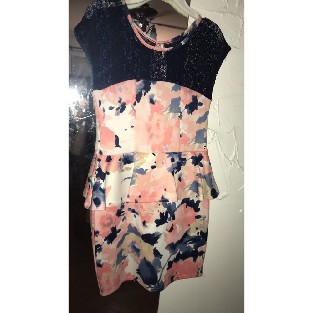 Patterned mini dress with lace on top sz 12 girls